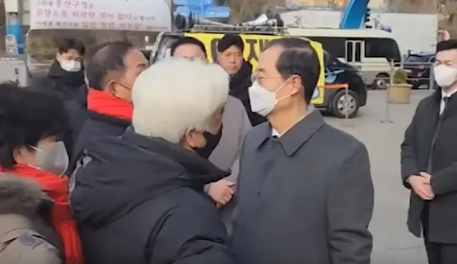 30秒で焼香所を去った韓国首相…野党議員「アリバイを残すために行ったようだ」（画像提供:wowkorea）