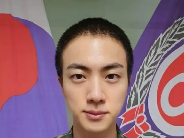 JIN（BTS）、入隊後の「近況写真」公開＝軍服も似合うワールドスター（画像提供:wowkorea）