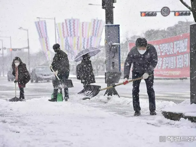 ソーシャルディスタンスのない週末のクリスマス = 韓国（画像提供:wowkorea）