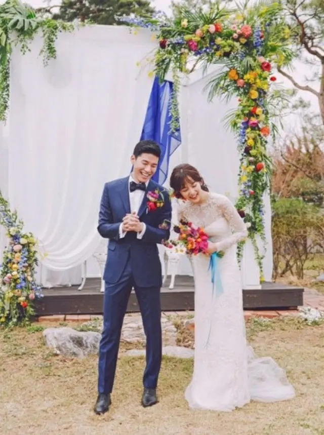 クリスマスに妊娠発表のキム・ムヨル＆ユン・スンア夫妻…「たくさんの祝福をありがとう」（画像提供:wowkorea）