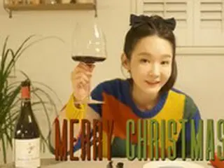 「Davichi」イ・ヘリは新婚、カン・ミンギョンは“一人酒”？…「一つも寂しくないクリスマス」