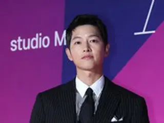 【全文】俳優ソン・ジュンギ、英国人女性との熱愛報道認める