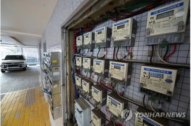 ソウル市内の集合住宅の電力メーター（資料写真）＝（聯合ニュース）