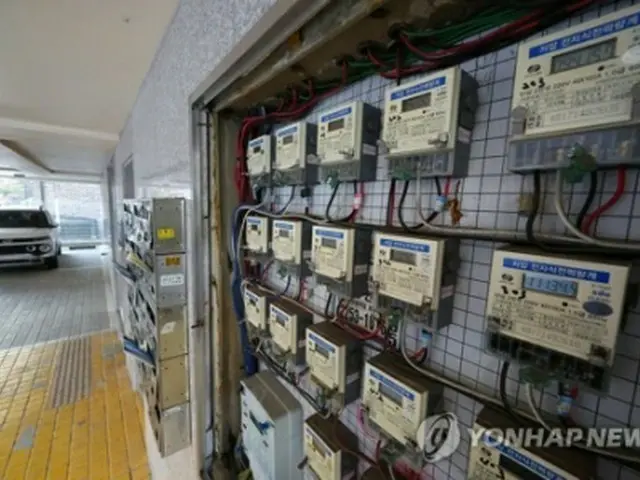 ソウル市内の集合住宅の電力メーター（資料写真）＝（聯合ニュース）