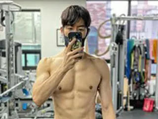 俳優イ・サンユン、美しいほど見事に割れた筋肉質スタイルにドキッ