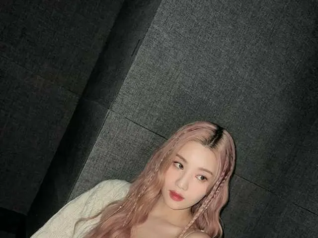 歌手クォン・ウンビ、2022年の写真＆動画を大放出…別格な美貌（画像提供:wowkorea）