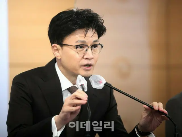 「KBS韓東勲誤報疑惑」シン・ソンシク検事長起訴…名誉毀損の疑い＝韓国/写真は韓東勲法務部長官（画像提供:wowkorea）