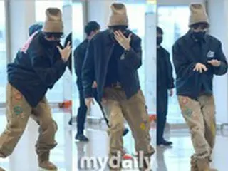 【フォト】「BTS（防弾少年団）」のJ-HOPE、突然のダンスタイム＆うさぎポーズ…「第37回ゴールデンディスクアワード」出席のため韓国を出国