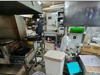 「ゴミ捨て場なのか、食堂なのか？」…チキン店の衝撃の衛生状態＝韓国