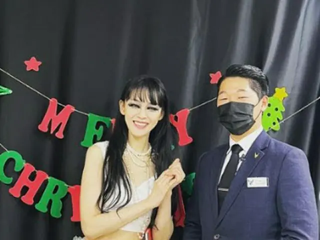 「紫雨林」キム・ユナ、先月ステージからの転落で肋骨を骨折していた（画像提供:wowkorea）