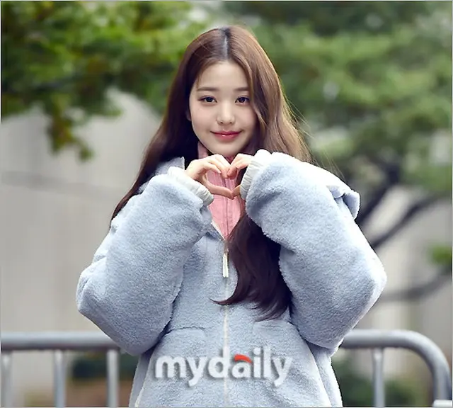 チャン・ウォニョン（IVE）、「ミュージックバンク」MC最終日…「永遠の別れではない」（画像提供:wowkorea）