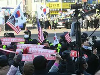 韓国・ソウルで政治集会相次ぐ...保守・リベラル派団体集まる