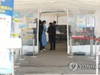 韓国の新規コロナ感染者３．２万人　日曜発表では１２週ぶり低水準