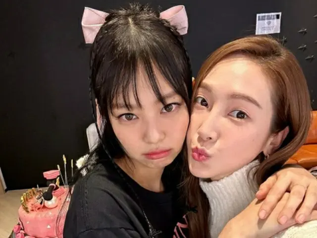 ジェシカ（元少女時代）＆JENNIE（BLACKPINK）、「こんなに親しかったの？」…歴代級のツーショットを公開！（画像提供:wowkorea）