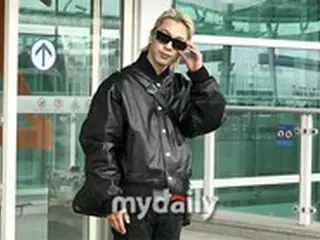 SOL（BIGBANG）、ブラックの”ワントーンコーデ”で空港へ