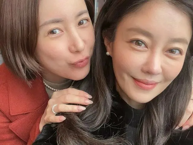 元「JEWELRY」イ・ジヒョン、結婚控えるソ・イニョンを祝福 「良い方と一緒だから絶対に幸せ」（画像提供:wowkorea）