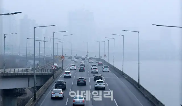 漢江の橋の上に20代女性、通りすがりのドライバーが助ける（画像提供:wowkorea）