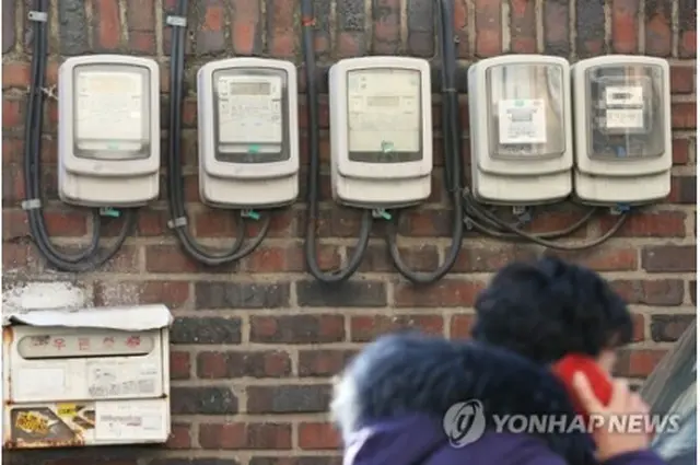 電気料金の値上げが続いている（資料写真）＝（聯合ニュース）