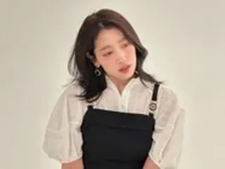 “一児のママ”女優パク・シネ、夫の俳優チェ・テジュンも惚れ直す？愛らしいVサインで美貌発散