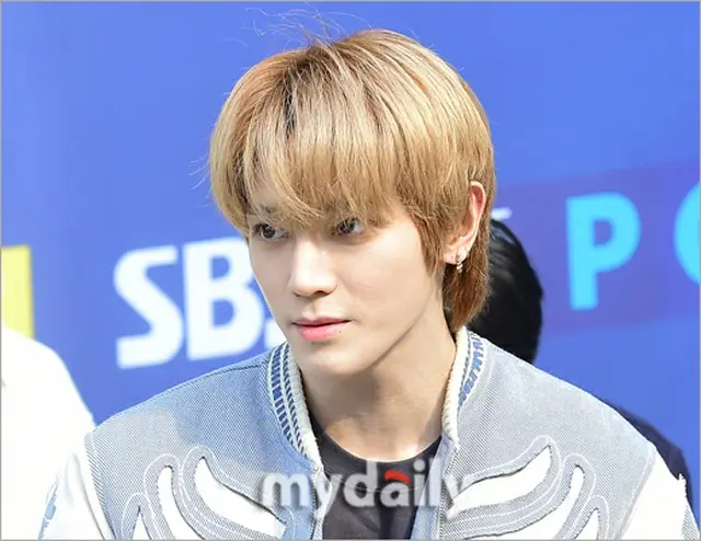 テヨン（NCT 127）、クローズアップも怖くない”イケメン”ビジュアル…出勤途中のフォトタイム（画像提供:wowkorea）