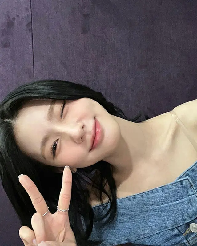 「(G)I-DLE」ミヨン、新しいヘアスタイルで美人度アップ…サナ（TWICE）のコメントにも注目（画像提供:wowkorea）