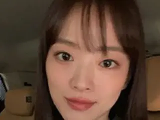 女優チョン・ウヒ、ファンの心を揺さぶる美貌…「会いたいでしょ？」