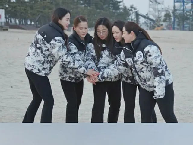 「メガネ先輩」所属のカーリング女子韓国代表、テレビで“男子禁制”の宿舎公開（画像提供:wowkorea）