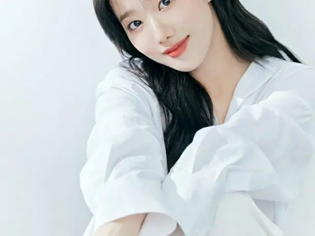 「APRIL」出身のイ・ナウンが近況を公開した。（画像提供:wowkorea）