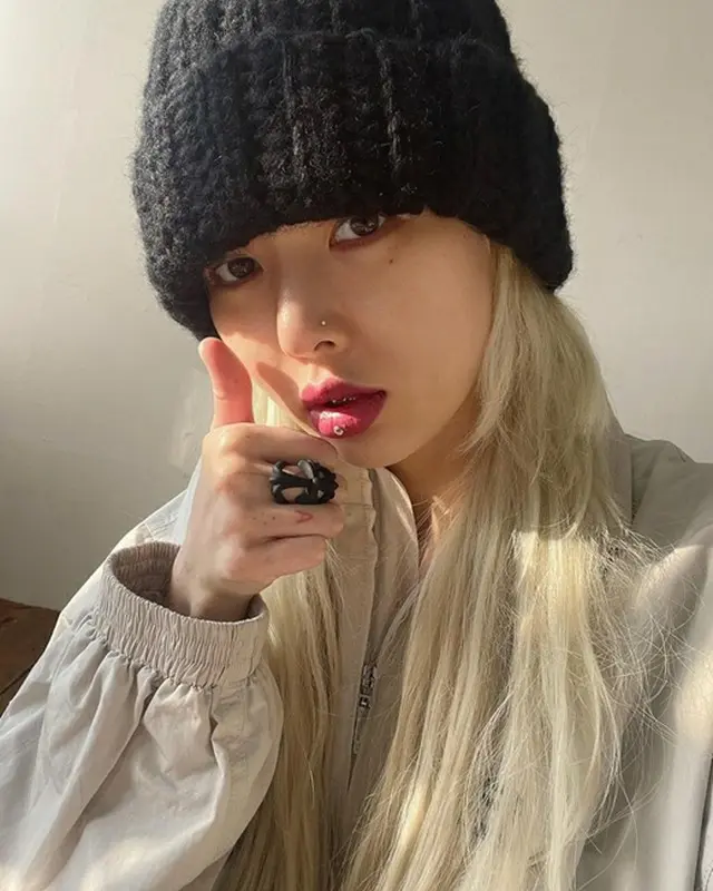 ヒョナ、元「4Minute」ソヒョンからの贈り物に感激1（画像提供:wowkorea）