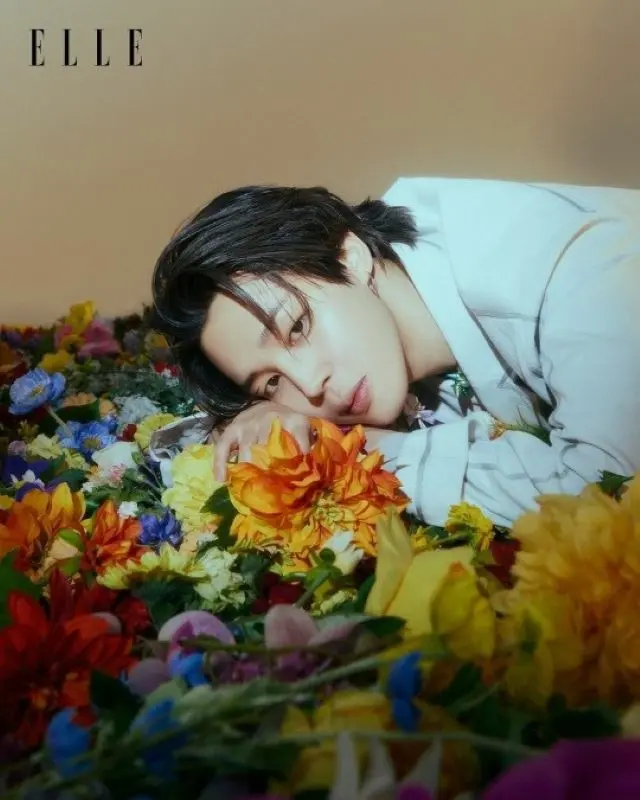 やっぱり“花よりJIMIN（BTS）”？セクシーさから優雅な雰囲気まで驚異的なビジュアルで魅了（画像提供:wowkorea）