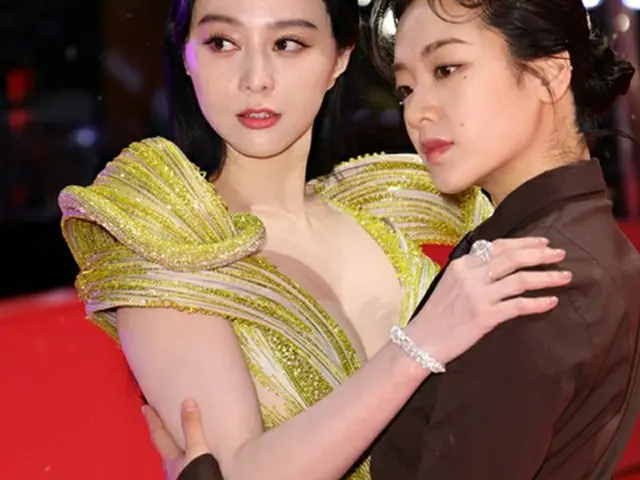 女優イ・ジュヨンと中華圏のスター、ファン・ビンビン（范冰冰）が「ベルリン国際映画祭」のレッドカーペットを輝かせた。（画像提供:wowkorea）