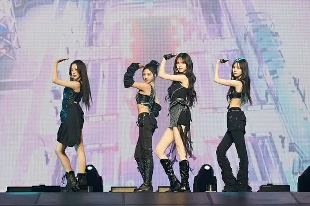 「aespa」のデビュー初コンサートにSMのアーティストたちが出動した（画像提供:wowkorea）