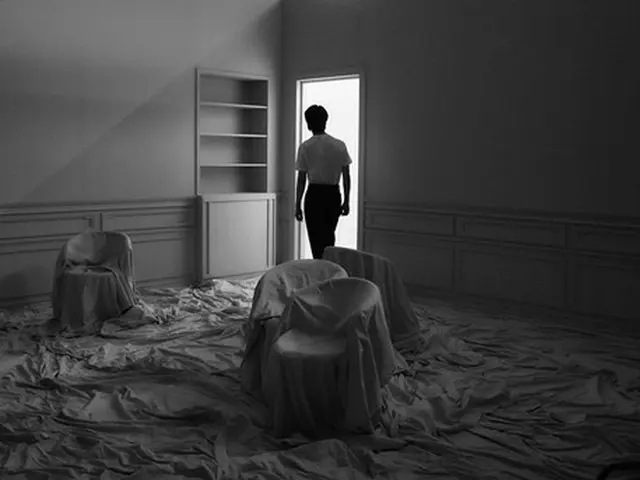「BTS」JIMIN、1stソロアルバム「FACE」のムードフォト公開 “モノトーンのシルエット”（画像提供:wowkorea）
