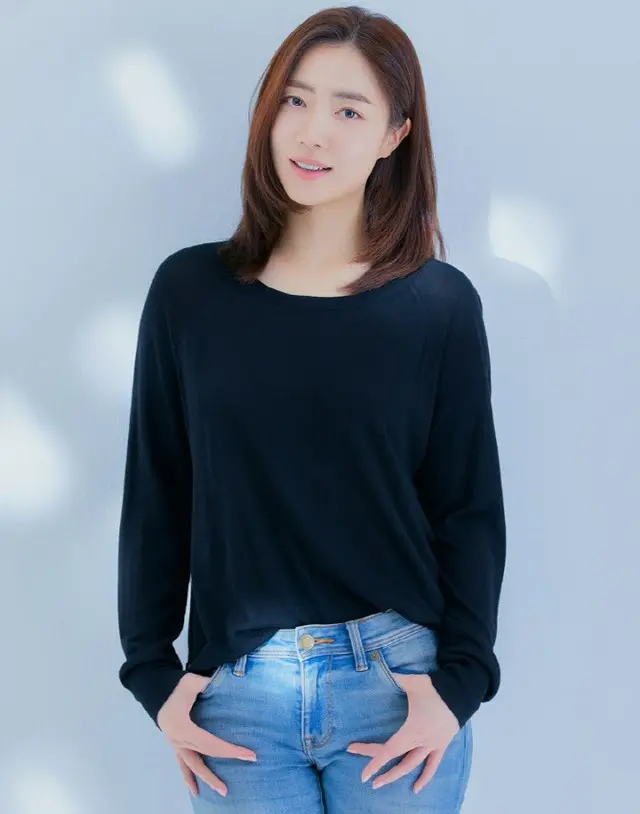 女優リュ・ファヨン（元T-ARA）、LEANBRANDINGと専属契約を締結（画像提供:wowkorea）