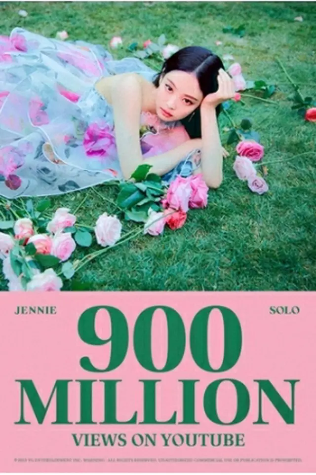 ジェニーのソロデビュー曲「ＳＯＬＯ」のＭＶがユーチューブで再生回数９億回を突破した（ＹＧエンターテインメント提供）＝（聯合ニュース）≪転載・転用禁止≫