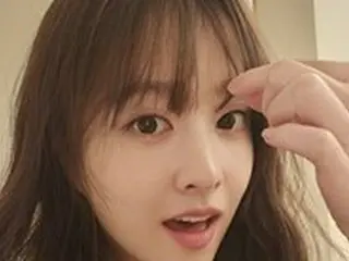 女優パク・ボヨン、前髪切って満足顔…顔の小ささにビックリ