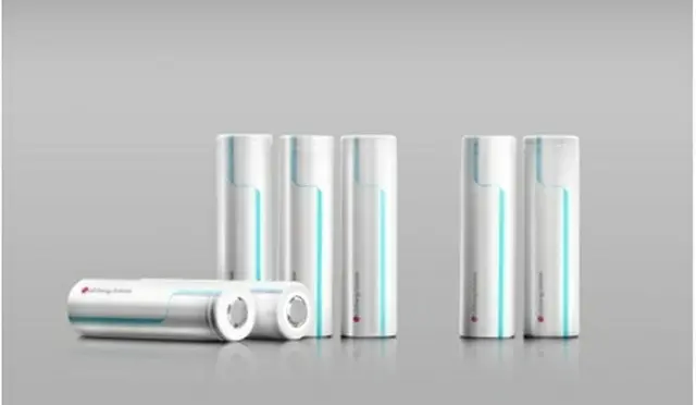 ＬＧエネルギーソリューションの円筒形電池（同社提供）＝（聯合ニュース）≪転載・転用禁止≫