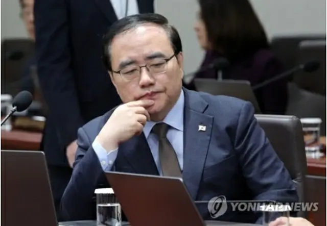 ２８日の閣議に出席した金聖翰氏（大統領室通信写真記者団）＝（聯合ニュース）