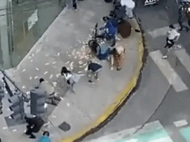 アルゼンチンで紙幣ばらまく「ひったくり犯」…700万ペソ（約448万円）の行方は＝韓国報道（画像提供:wowkorea）