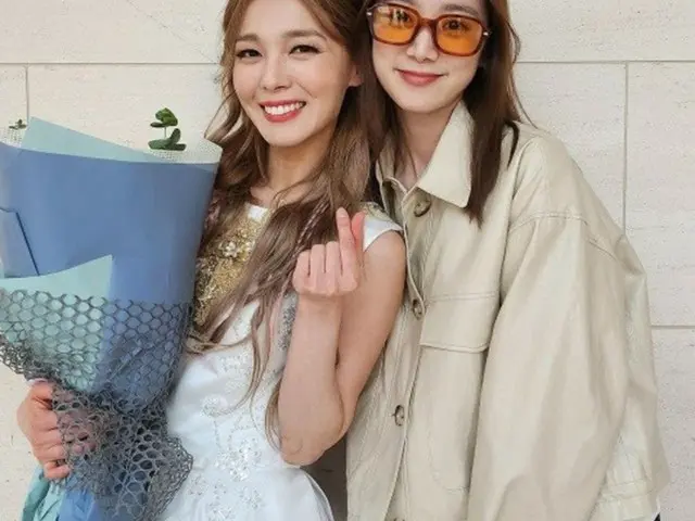 「WonderGirls」出身ソネ、ヘリムのたくさんの差し入れに感動…友情フォーエバー（画像提供:wowkorea）