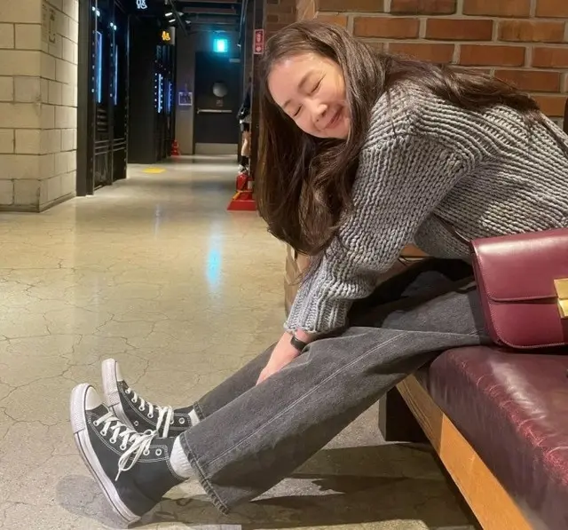 女優チェ・ジウ、育児ママ「ジウ姫」の楽しい外出…温かいほほ笑みの日常公開（画像提供:wowkorea）