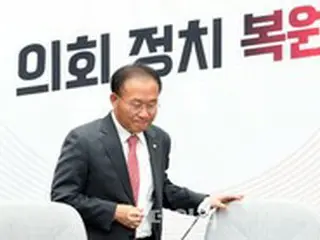 韓国与党院内代表「政治の復元・国民の生活に大きな影響を与える問題に集中」