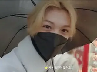 「StrayKids」フィリックス、東京でのVlogを公開…Suicaカード作り「よしっ！」