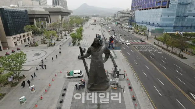 水浴びする李舜臣将軍（画像提供:wowkorea）