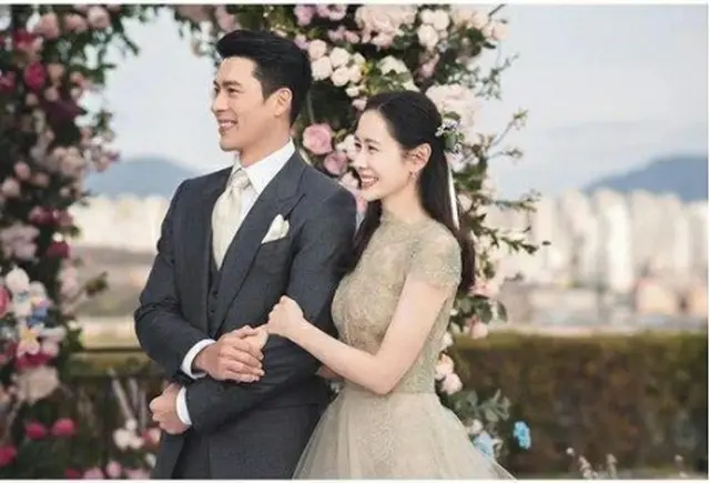 離婚したというフェイクニュースが拡散されたヒョンビンさんとソン・イェジンさん夫婦（所属事務所提供）＝（聯合ニュース）≪転載・転用禁止≫