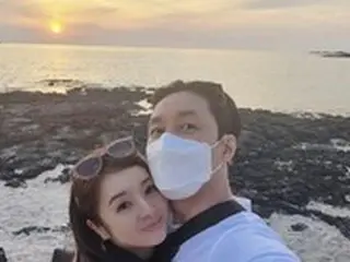 俳優シム・ヒョンタクの“日本人婚約者”サヤさん、SNS活動開始！「これからもシム氏と頑張ります」