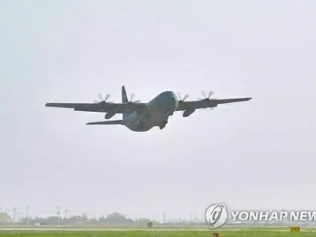 韓国軍の輸送機Ｃ１３０Ｊ（国防部提供）＝（聯合ニュース）≪転載・転用禁止≫