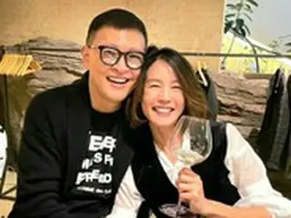 キム・ジホ＆キム・ホジン、あっという間に結婚20年…相変わらず「新婚夫婦」