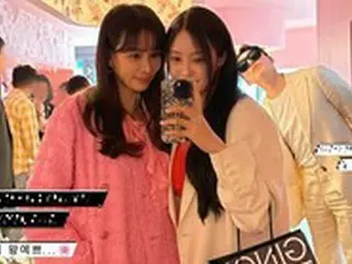 女優コ・ソヨン、年の離れたヒョミン（T-ARA）のそばでも屈辱なし…「お姉さん、超きれい」