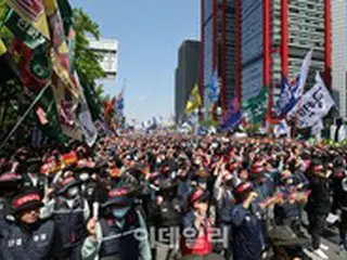 労働者の焼身死亡に闘争予告…労政の葛藤が「激化」＝韓国